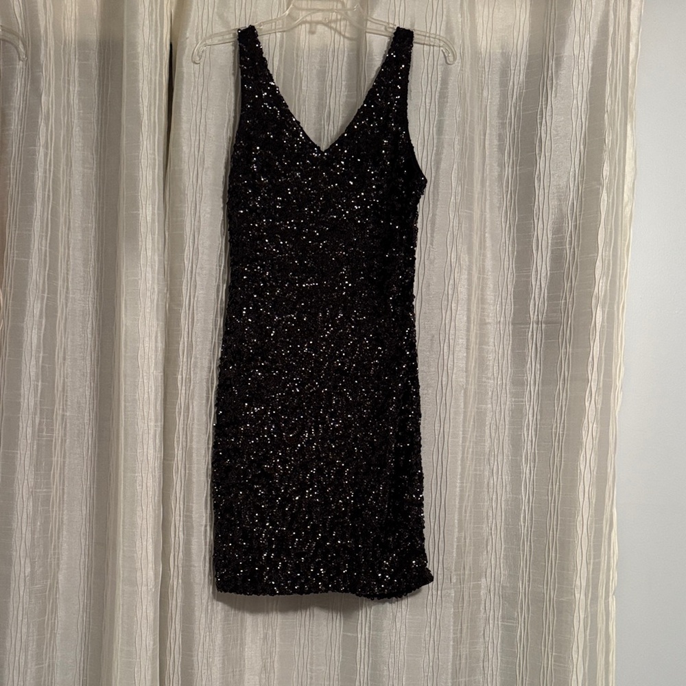 Elegant Black Sequin Dress